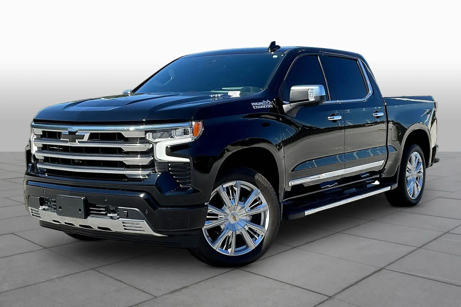 Used 2023 Black Chevrolet High Country image 2
