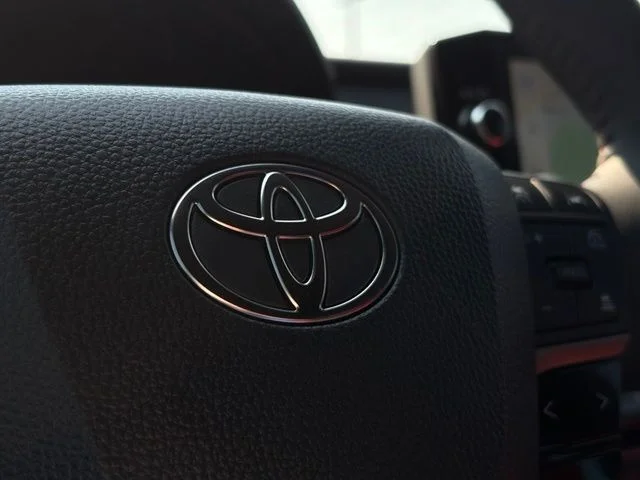 Used 2026  Toyota XSE image 28