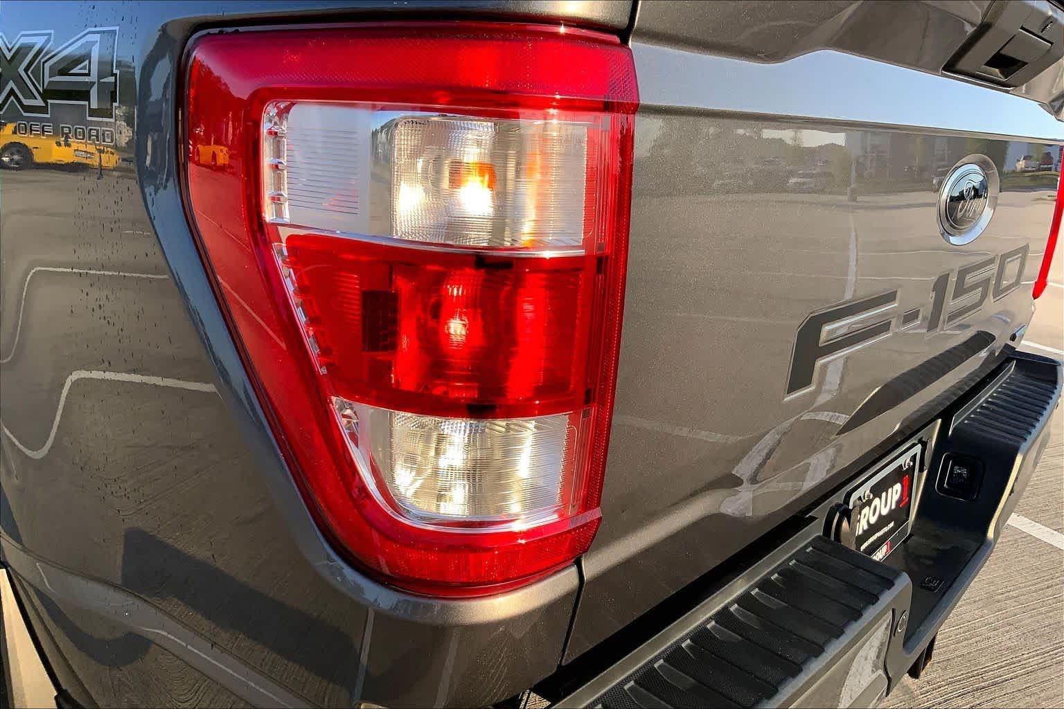 Used 2022 Carbonized Gray Metallic Ford XL image 28
