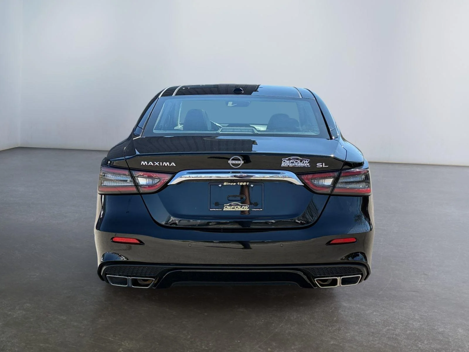 Used 2023 BLACK NISSAN SL SEDAN image 4