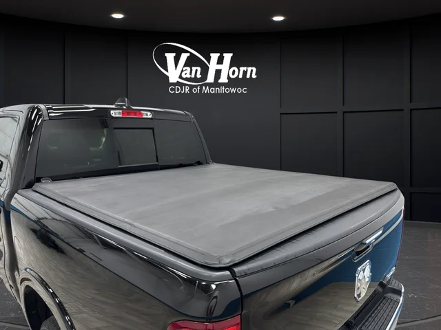 Used 2022 Diamond Black Ram Laramie image 9