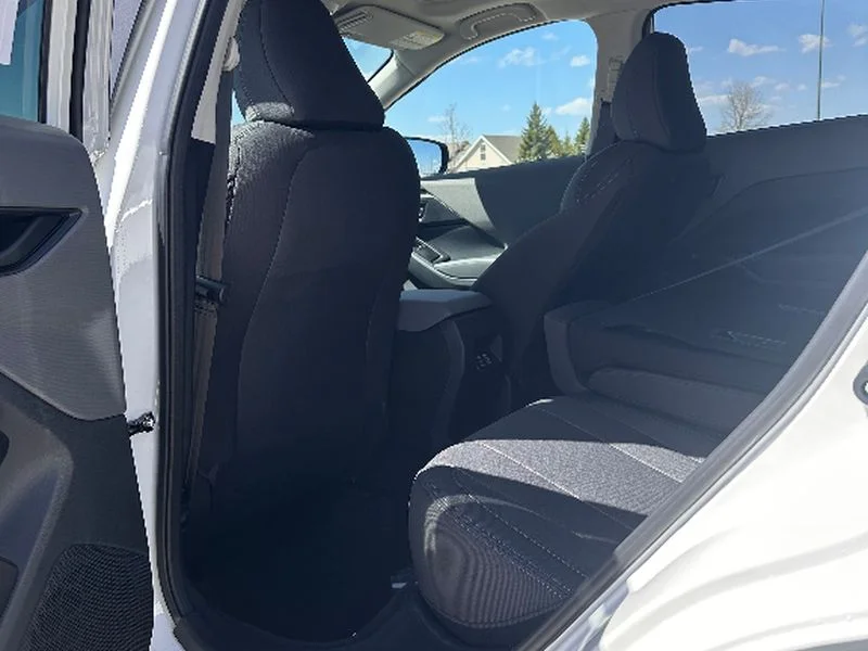 New 2026 CRYSTAL WHITE PEARL Subaru Premium image 10