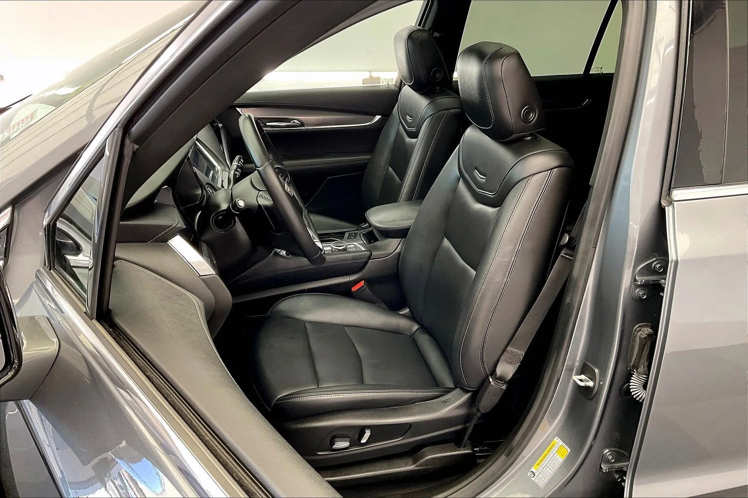 Used 2021 Satin Steel Metallic Cadillac Luxury image 18