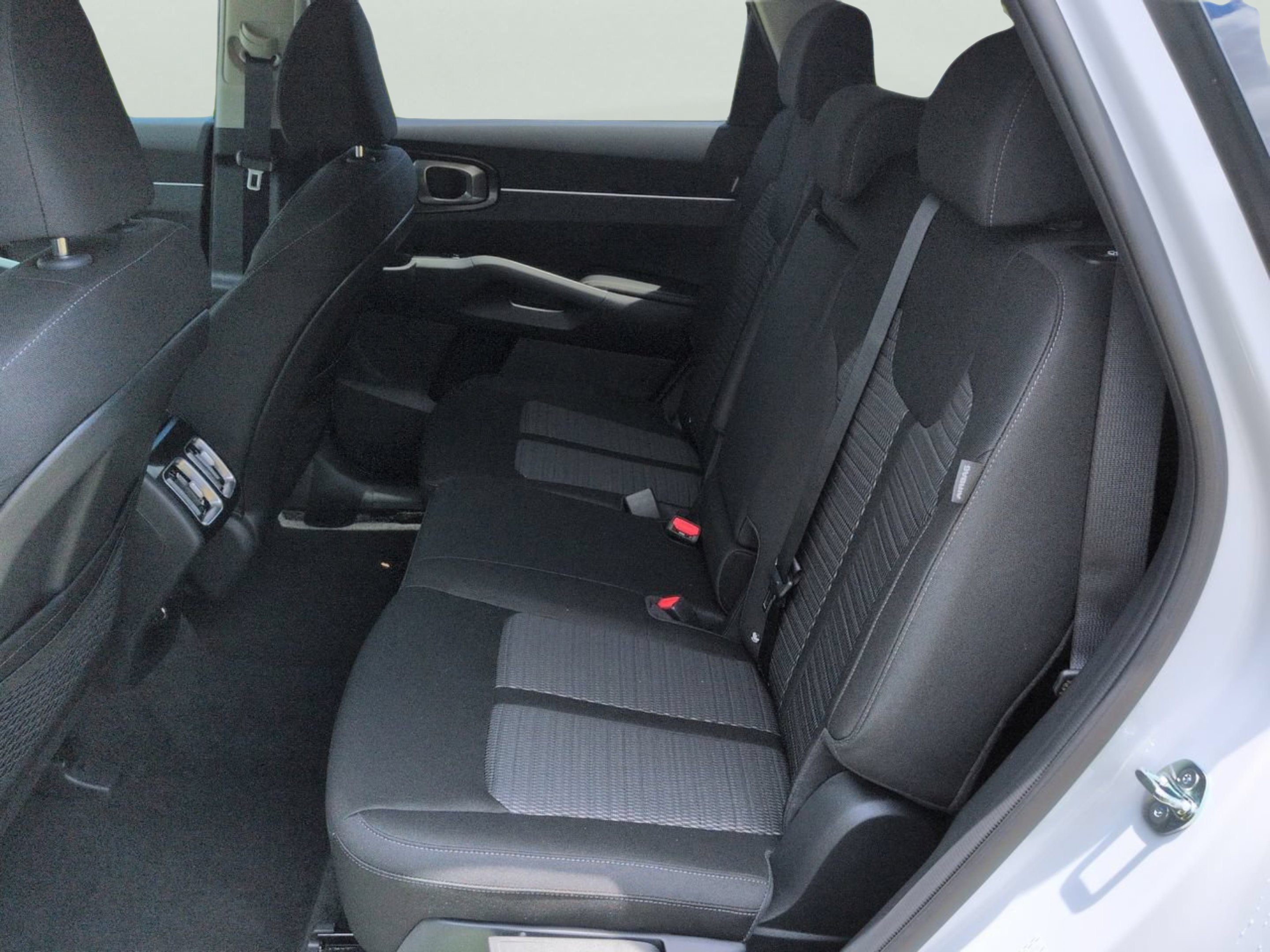 New 2026 Glacial White Pearl Kia LX image 69