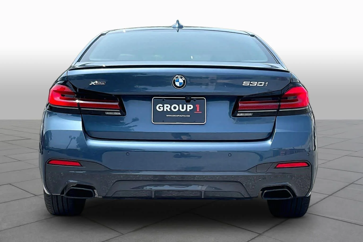Used 2023 Arctic Race Blue Metallic BMW 530i xDrive image 4
