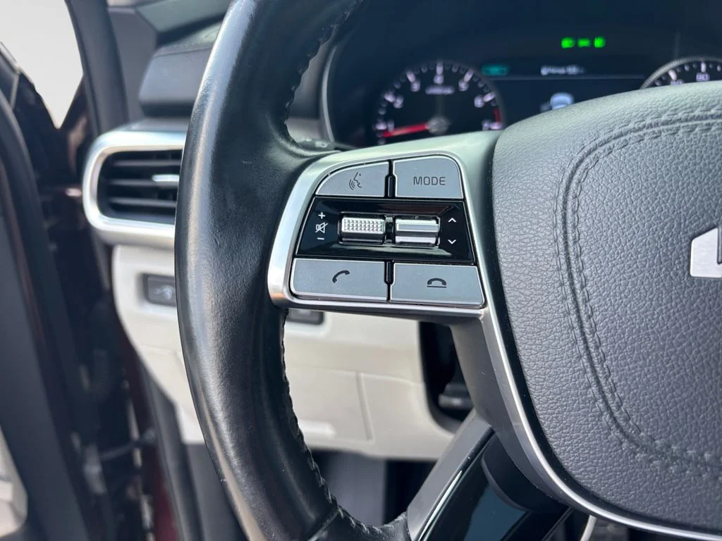 Used 2022 Purple Kia SX image 26