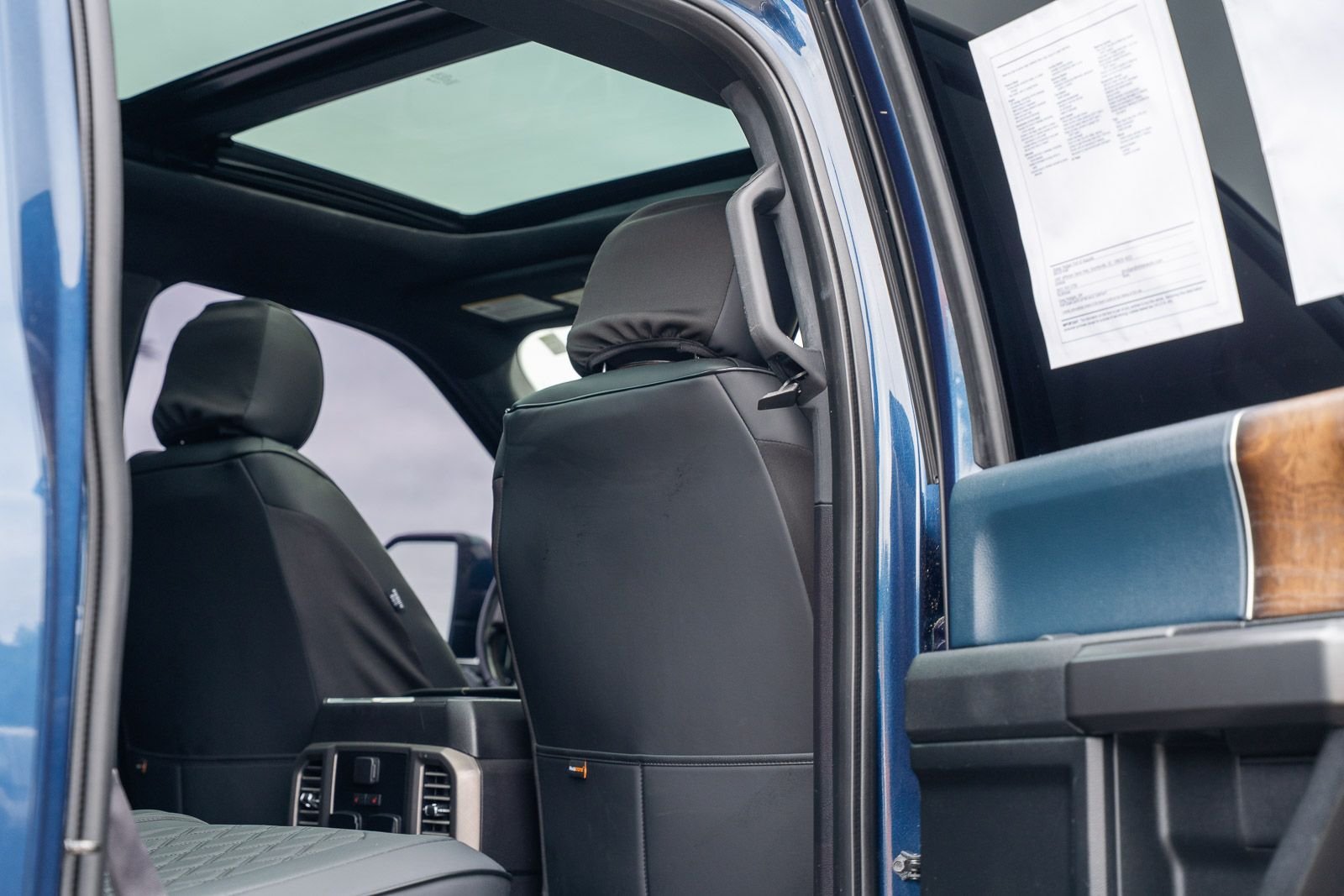 Used 2018 Blue Ford Limited image 24