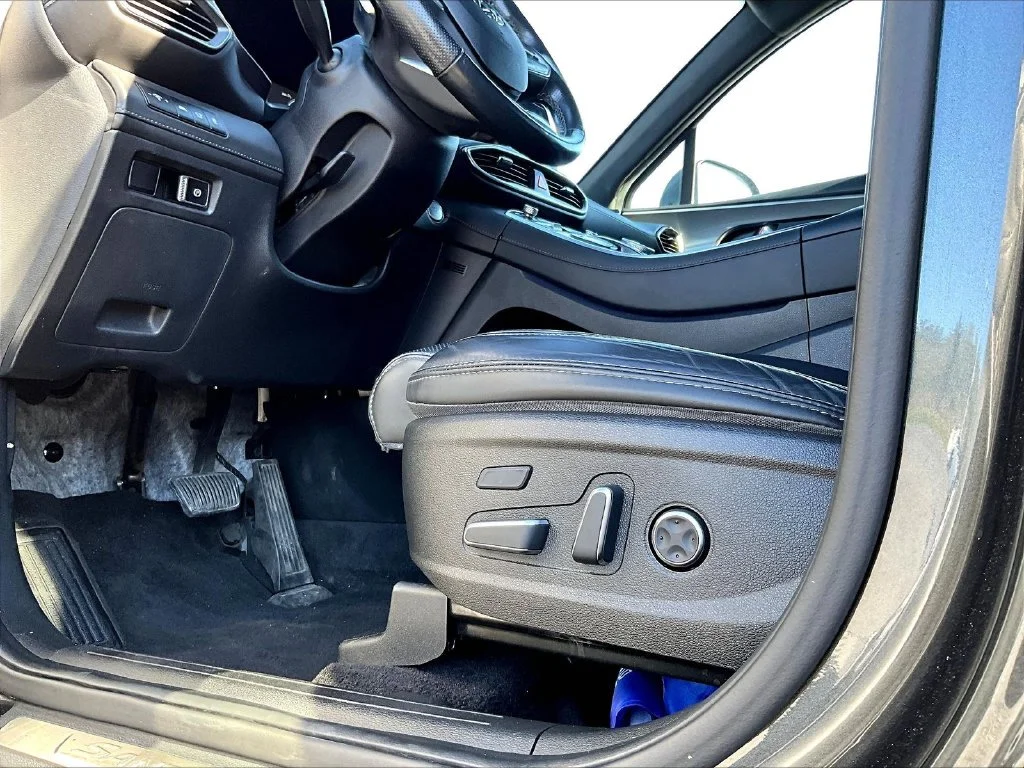 Used 2022 Gray Hyundai Calligraphy image 43