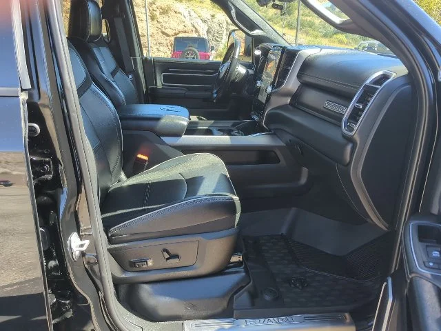 Used 2022 Black Ram Laramie image 19