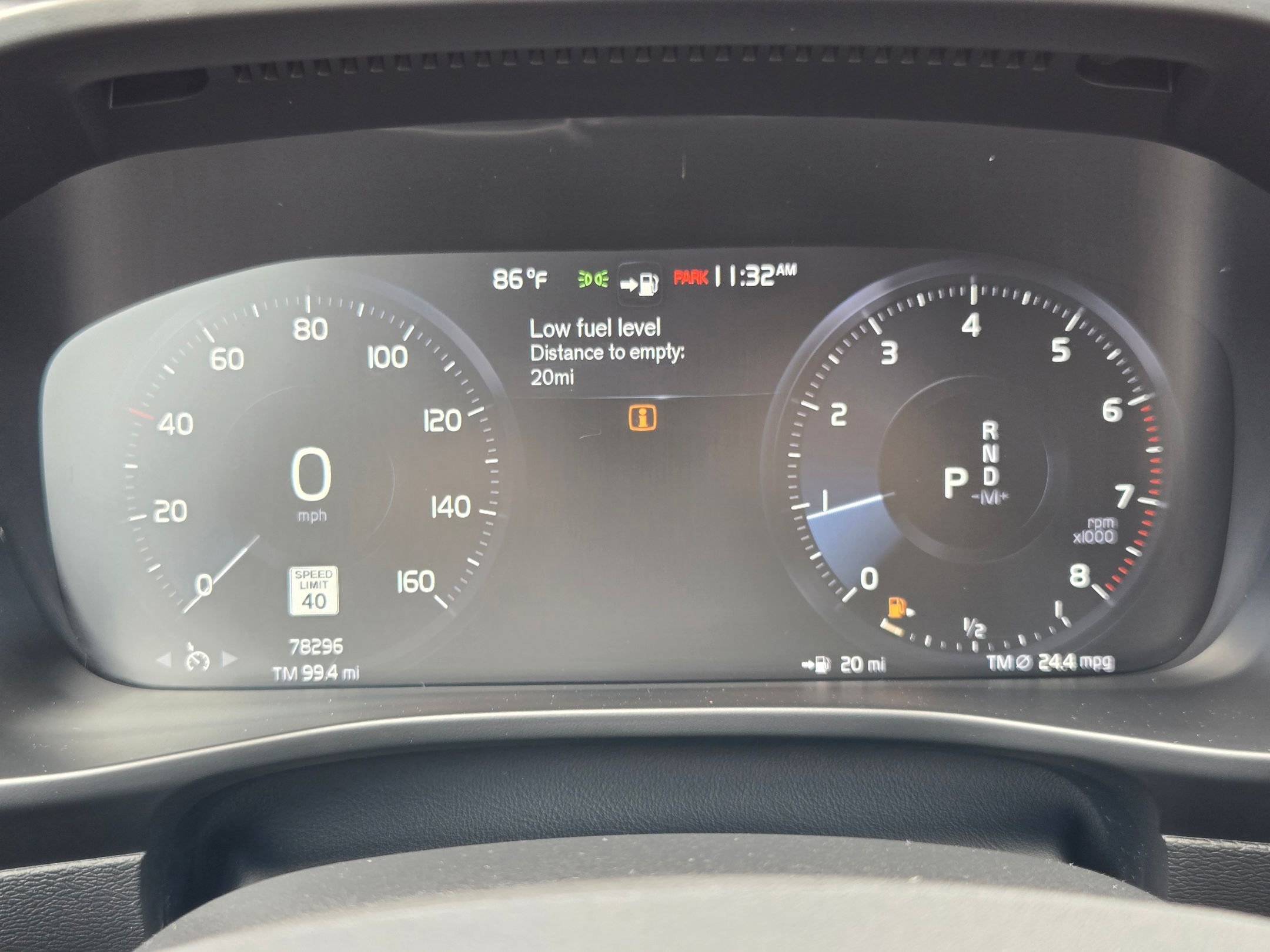 Used 2022 Denim Blue Metallic Volvo Momentum image 15