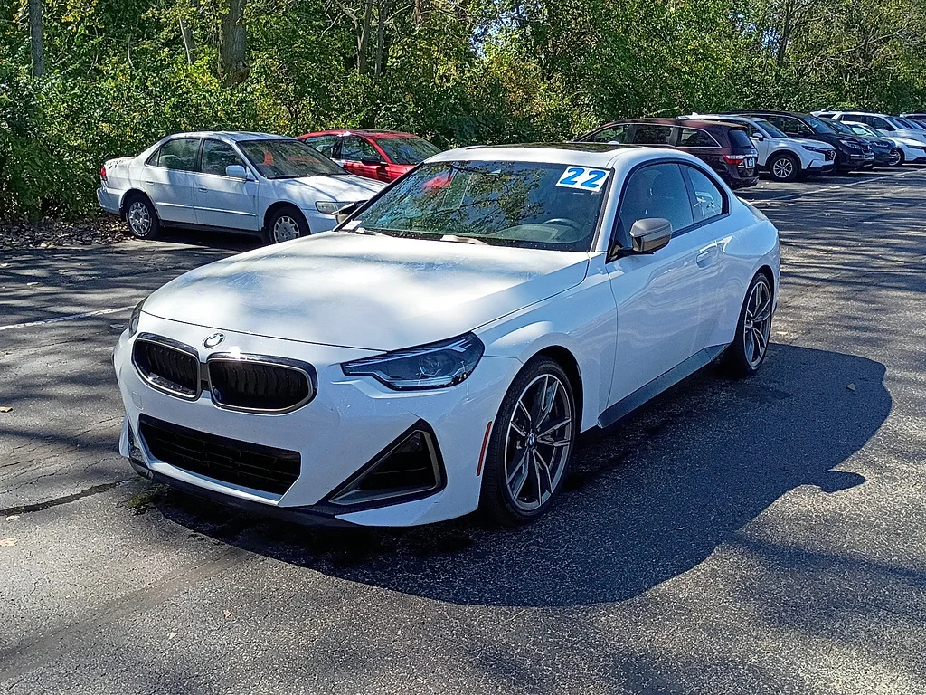 Used 2022 Alpine White BMW M240i xDrive image 7