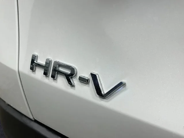 New 2027 Platinum White Pearl Honda LX image 6