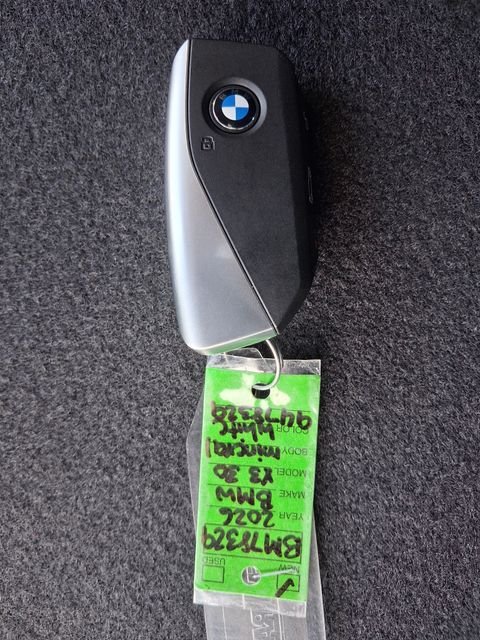 Used 2026 White BMW 30 xDrive image 32