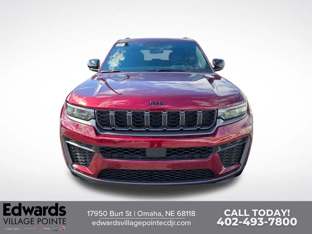 New 2026 Velvet Red Pearl-Coat Exterior Paint Jeep Laredo Altitude image 8