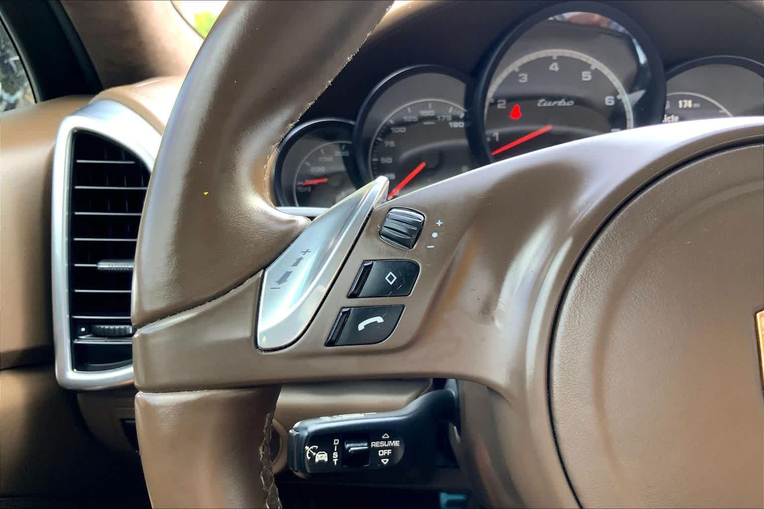 Used 2013 White Porsche Turbo image 23