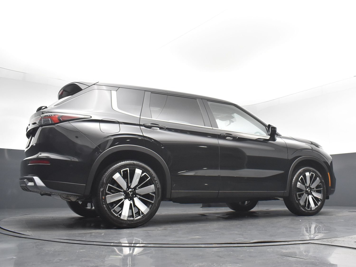 New 2026 Labrador Black Pearl Mitsubishi SE 1.5T S-AWC image 27