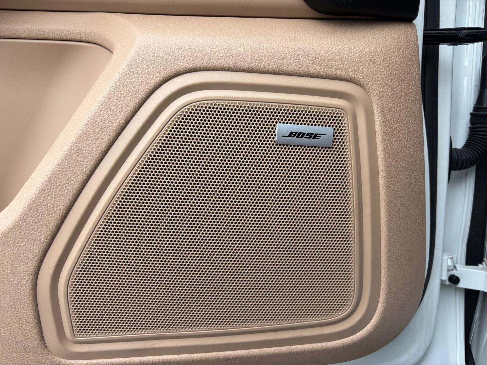 Used 2020 White Porsche Base image 40