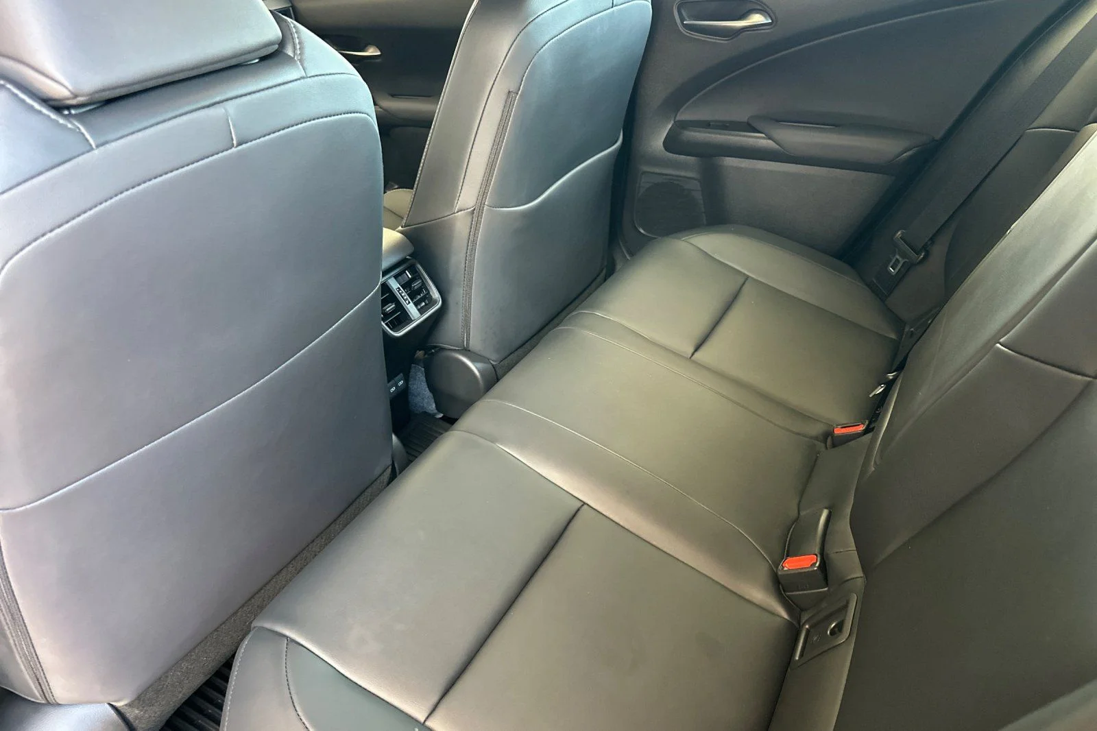 Used 2025 Red Line Lexus 300h Premium image 9