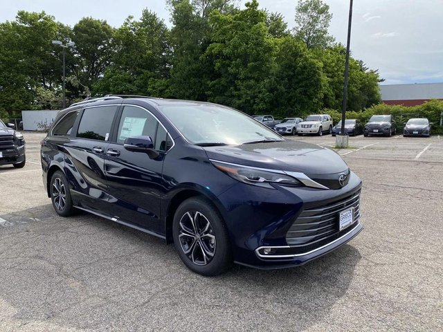 2026 Toyota Sienna Platinum