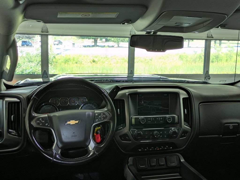 Used 2019 BLACK Chevrolet LTZ image 8