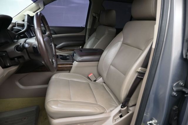 Used 2017 Gray Chevrolet LT image 33