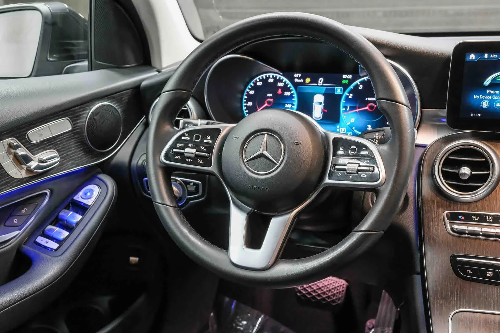 Certified Used 2022 Graphite Grey Metallic Mercedes-Benz GLC 300 image 19