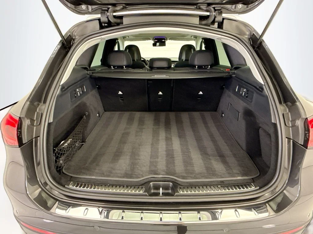 Certified Used 2026 Gray Mercedes-Benz GLC 300 image 27