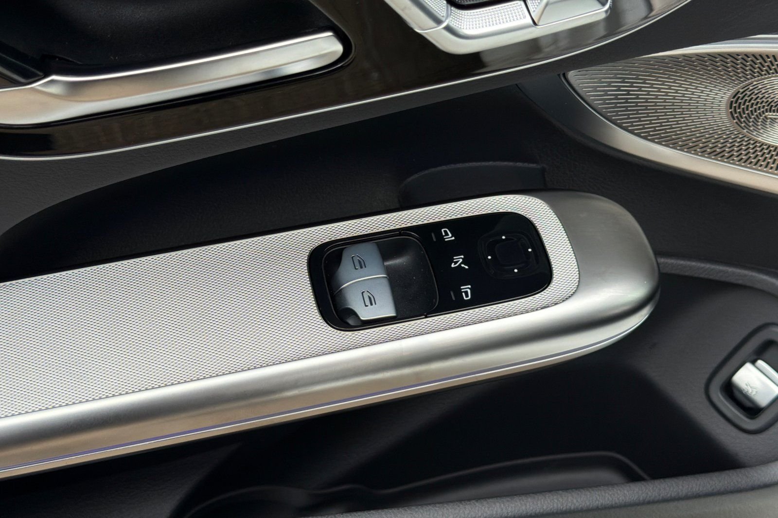 New 2026 Polar White Mercedes-Benz CLE 450 image 26