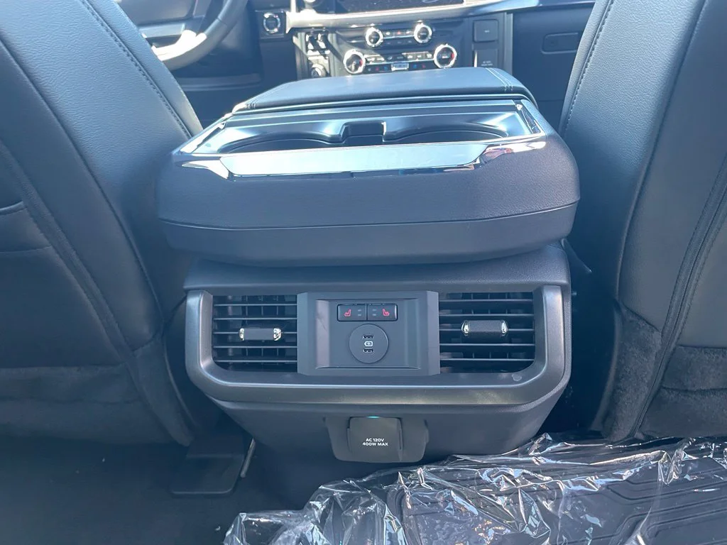 New 2026 Agate Black Metallic Ford Lariat® image 32