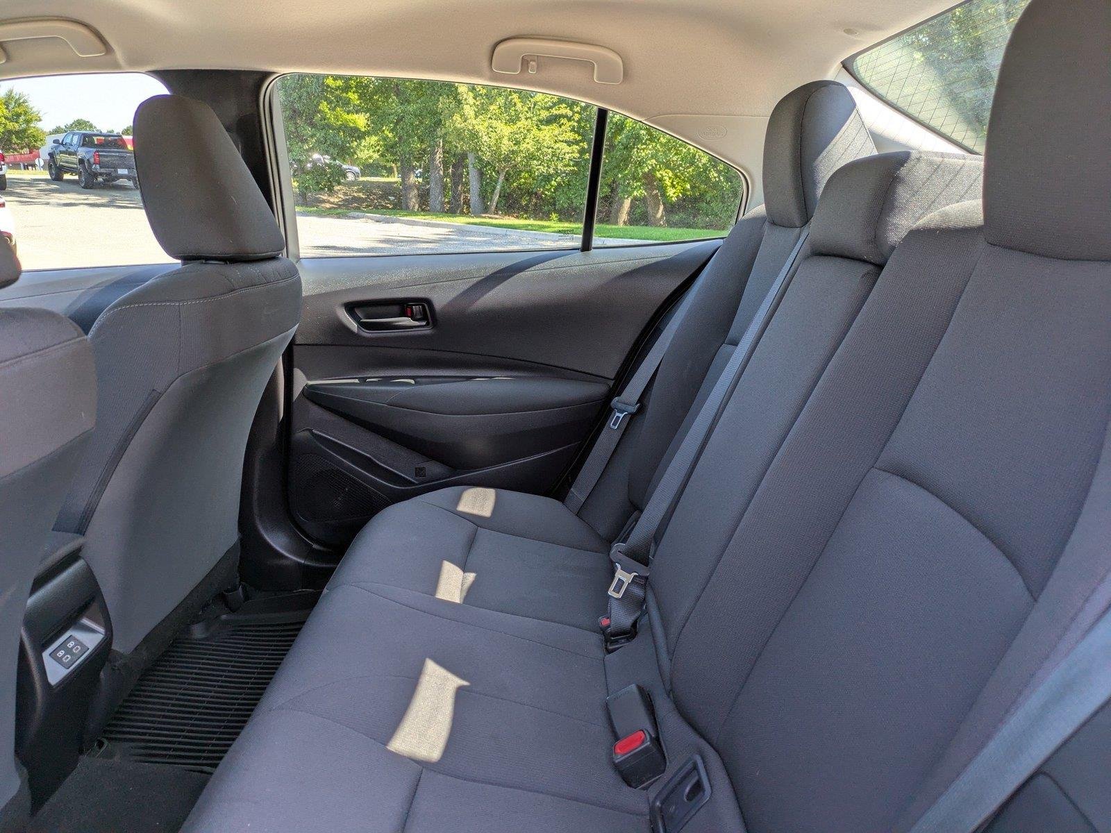 Used 2025  Toyota LE image 13