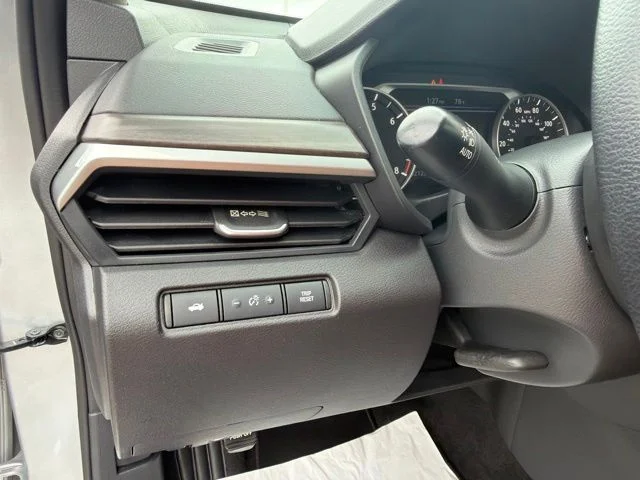 Used 2025 Silver Nissan 2.5 SV image 30