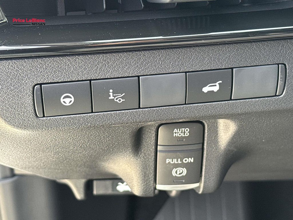 New 2026 Everest White Pearl TriCoat Nissan SL image 15