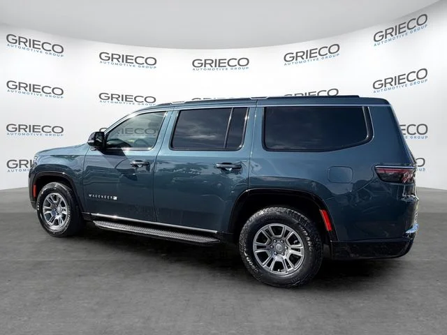 Used 2023 Riverrock Green Jeep Base image 5