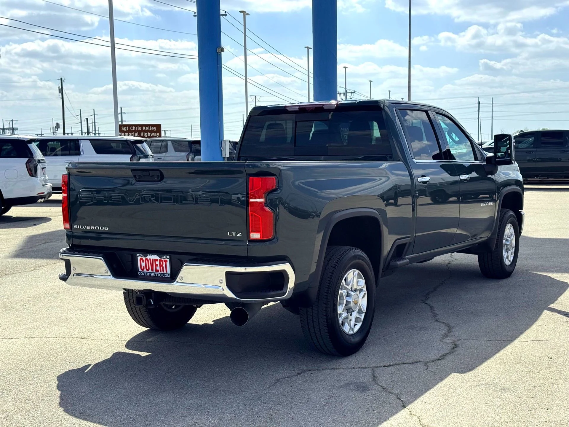 Used 2025 Cypress Gray Chevrolet LTZ image 7