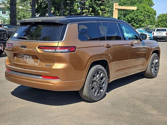 New 2026 Copper Shino Metallic Clear-Coat Exterior Paint Jeep Summit image 7
