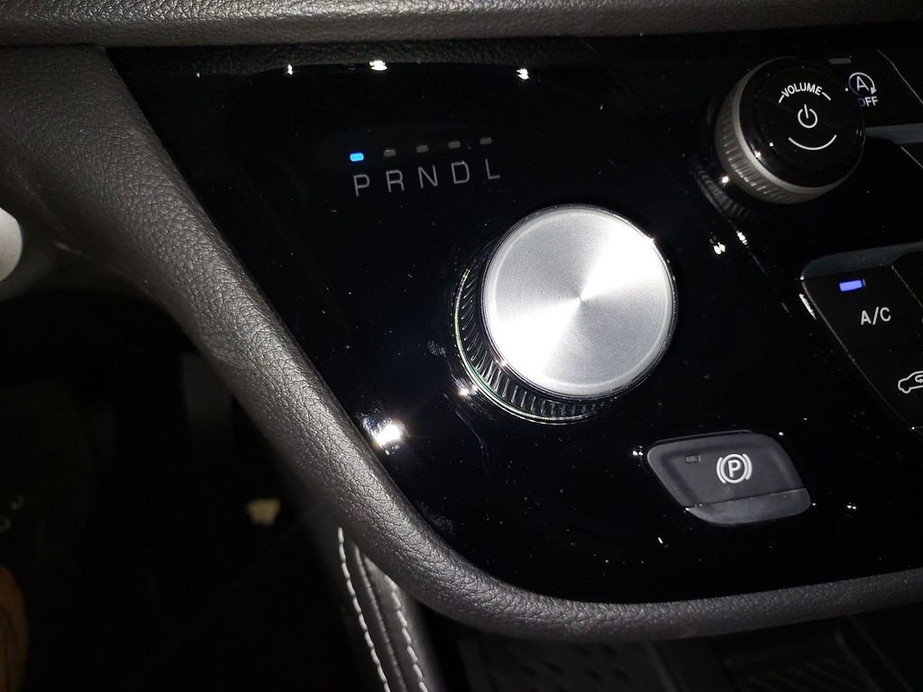 2026 Chrysler Pacifica Limited - Photo 26