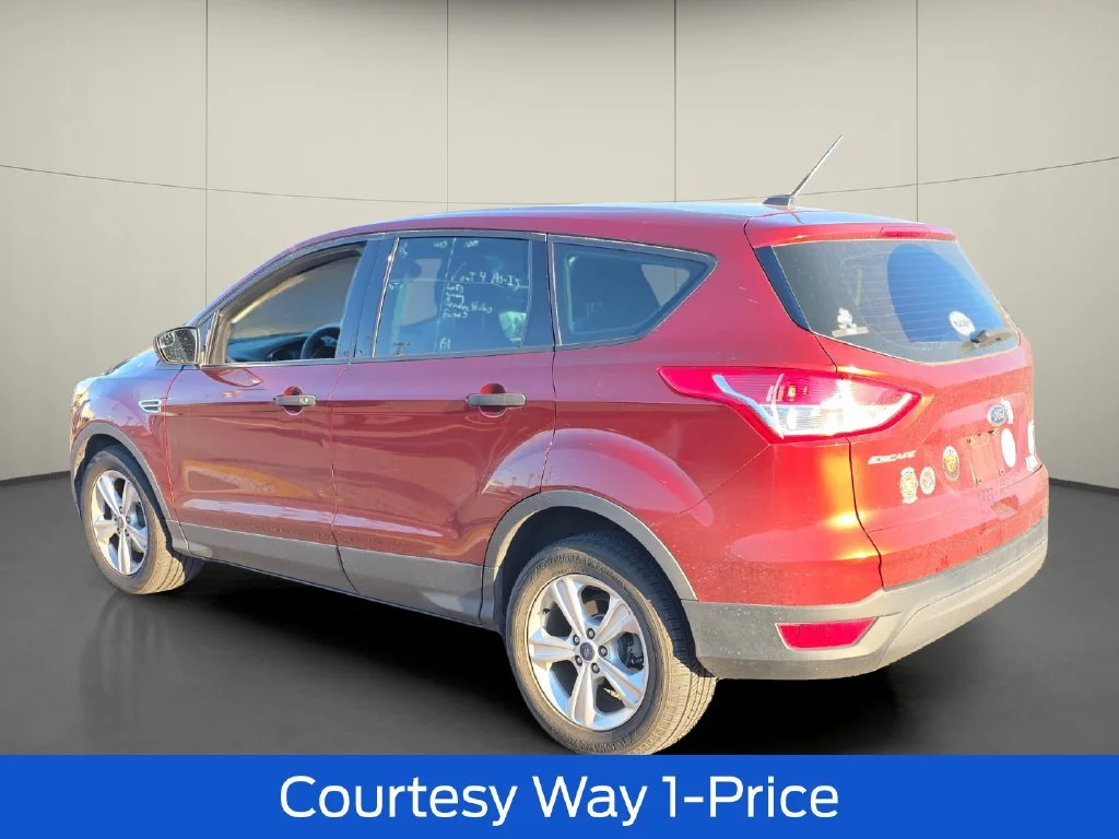 Used 2014 Orange Ford S image 7
