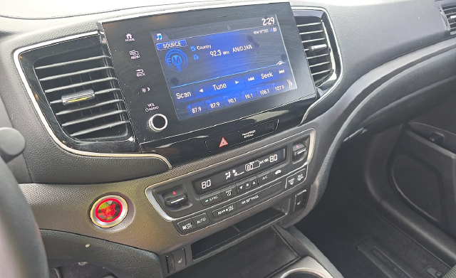 Used 2023 White Honda RTL image 7