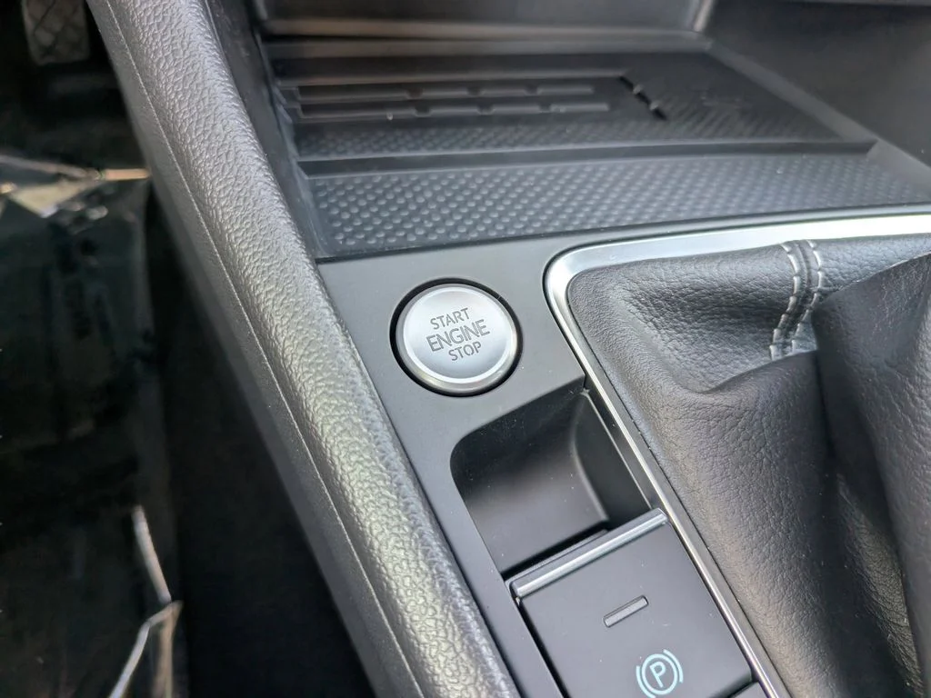 New 2026 Gray Volkswagen 1.5T SE image 21