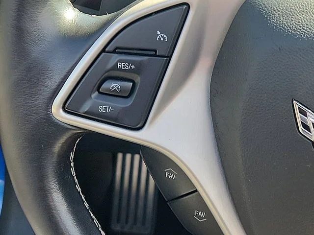 Used 2014 Blue Chevrolet Z51 image 20