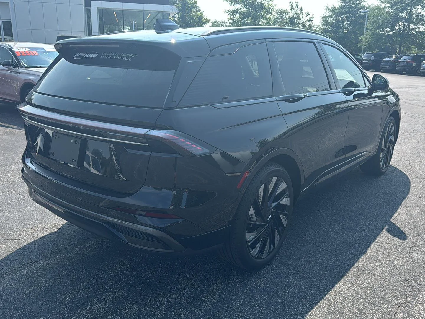 Used 2026 Infinite Black Metallic Clearcoat Lincoln Reserve image 4