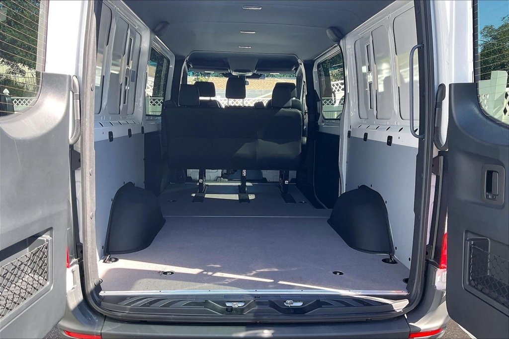 2026 Mercedes-Benz Sprinter Crew Van Base - Photo 9