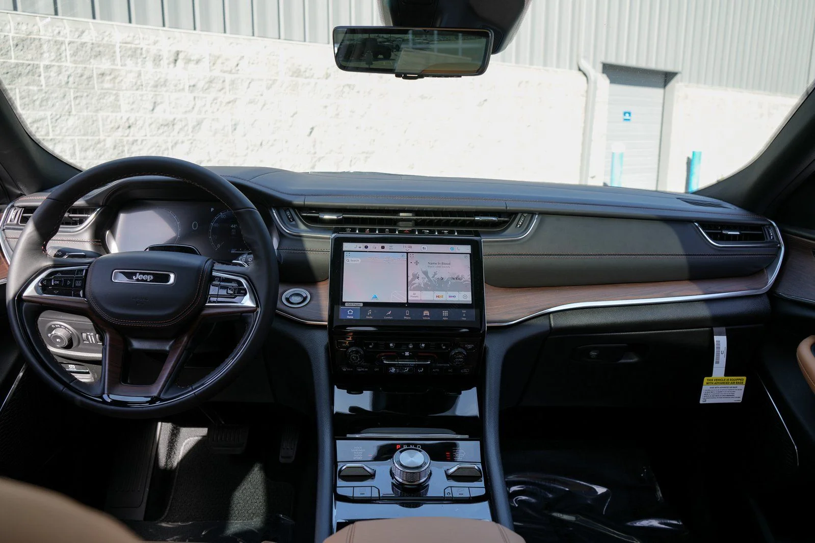 Used 2025 Gray Jeep Summit image 34