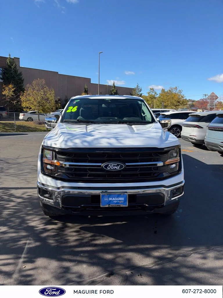 New 2026 Oxford White Ford XLT image 2