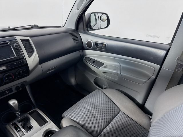 Used 2013 Blue Toyota PreRunner image 21