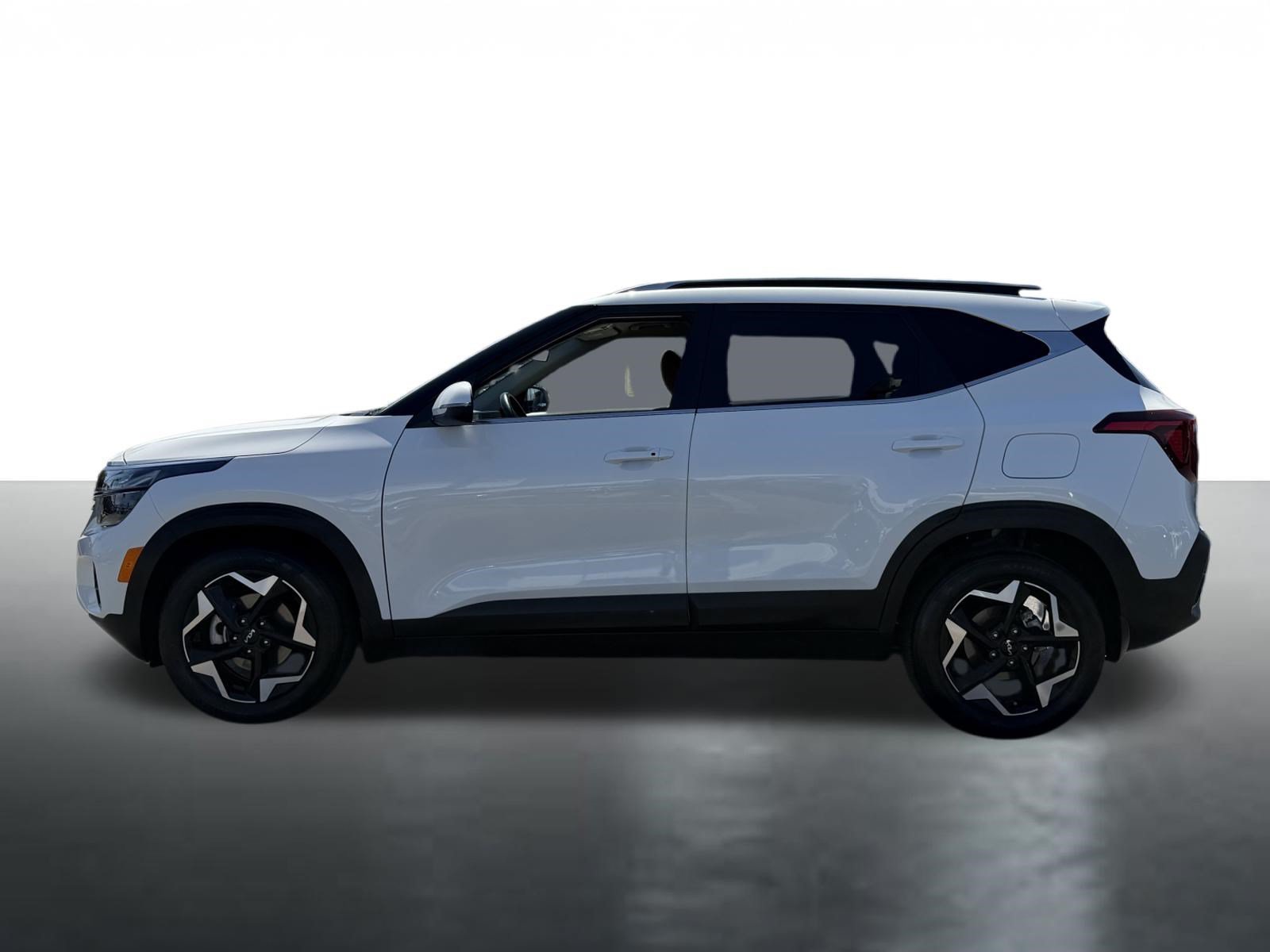 Certified Used 2024 Snow White Pearl Kia EX image 5