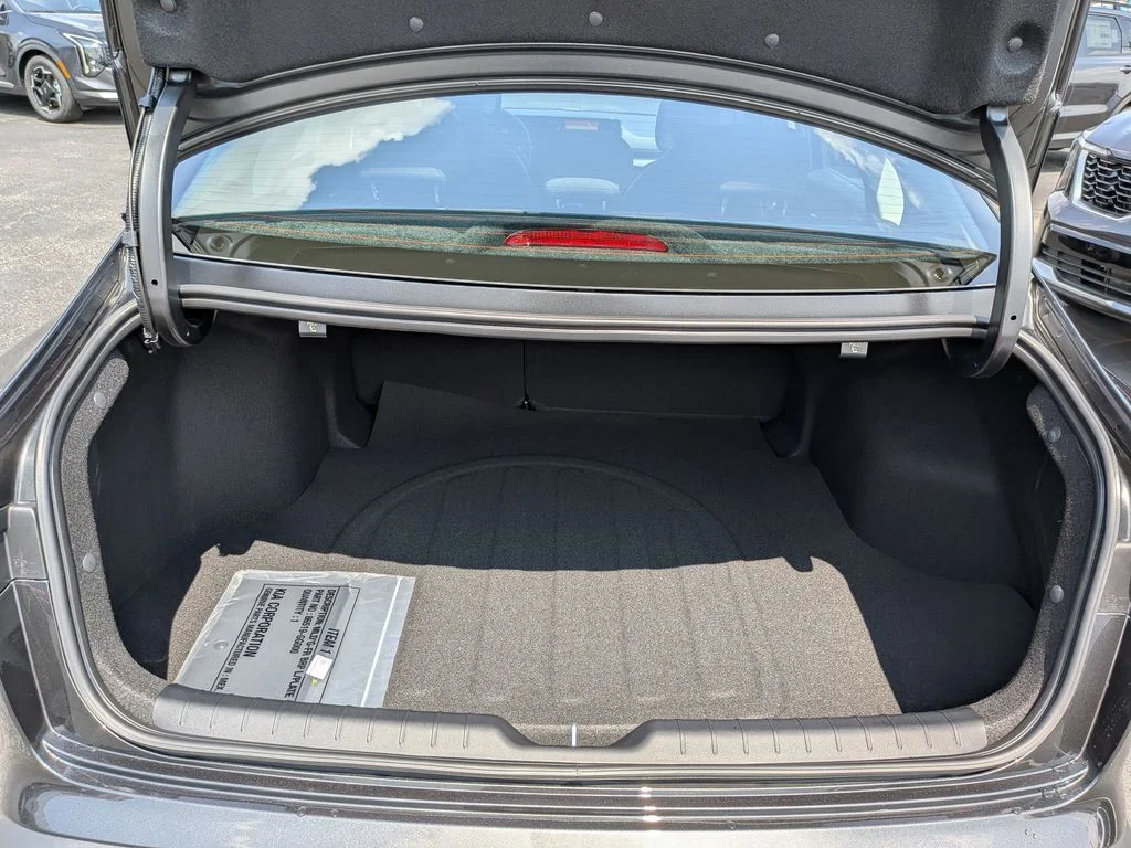 New 2026  Kia LXS image 47