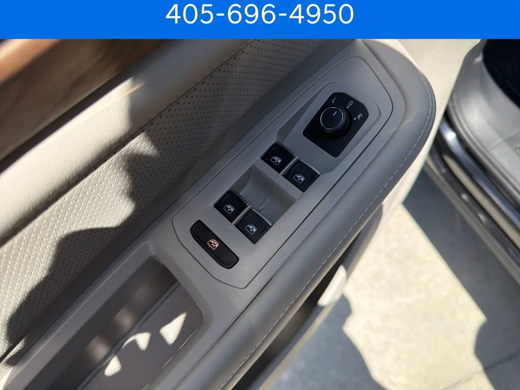 Pre-Owned 2026 Volkswagen Atlas 2.0T SE w/Technology