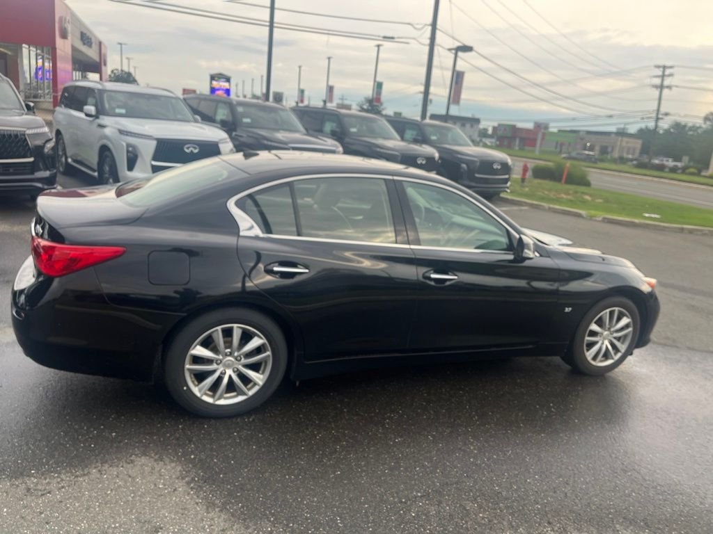 Used 2015 Black Obsidian INFINITI Base image 5