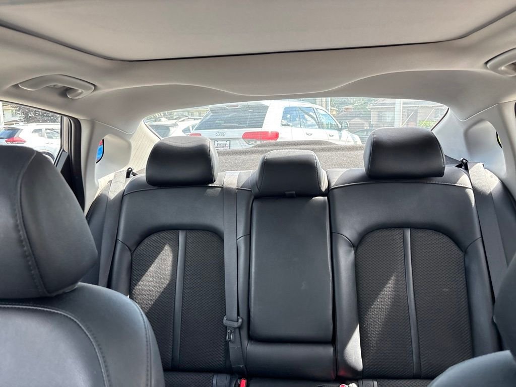 Used 2018 Gray Kia S image 30